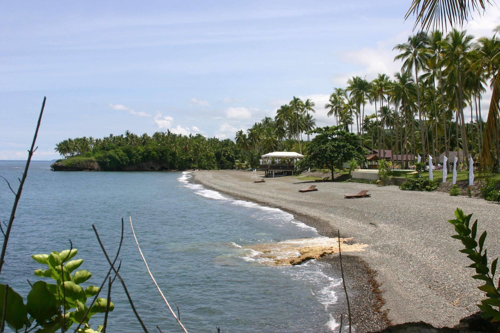 Kuting Reef Resort Macrohon Bagian luar foto